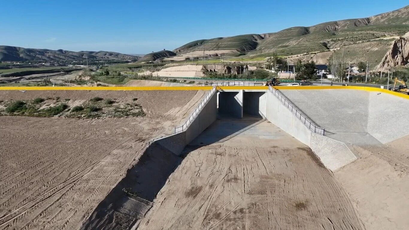 【工程前沿】海原县张湾水库除险加固工程顺利通过分部工程验收